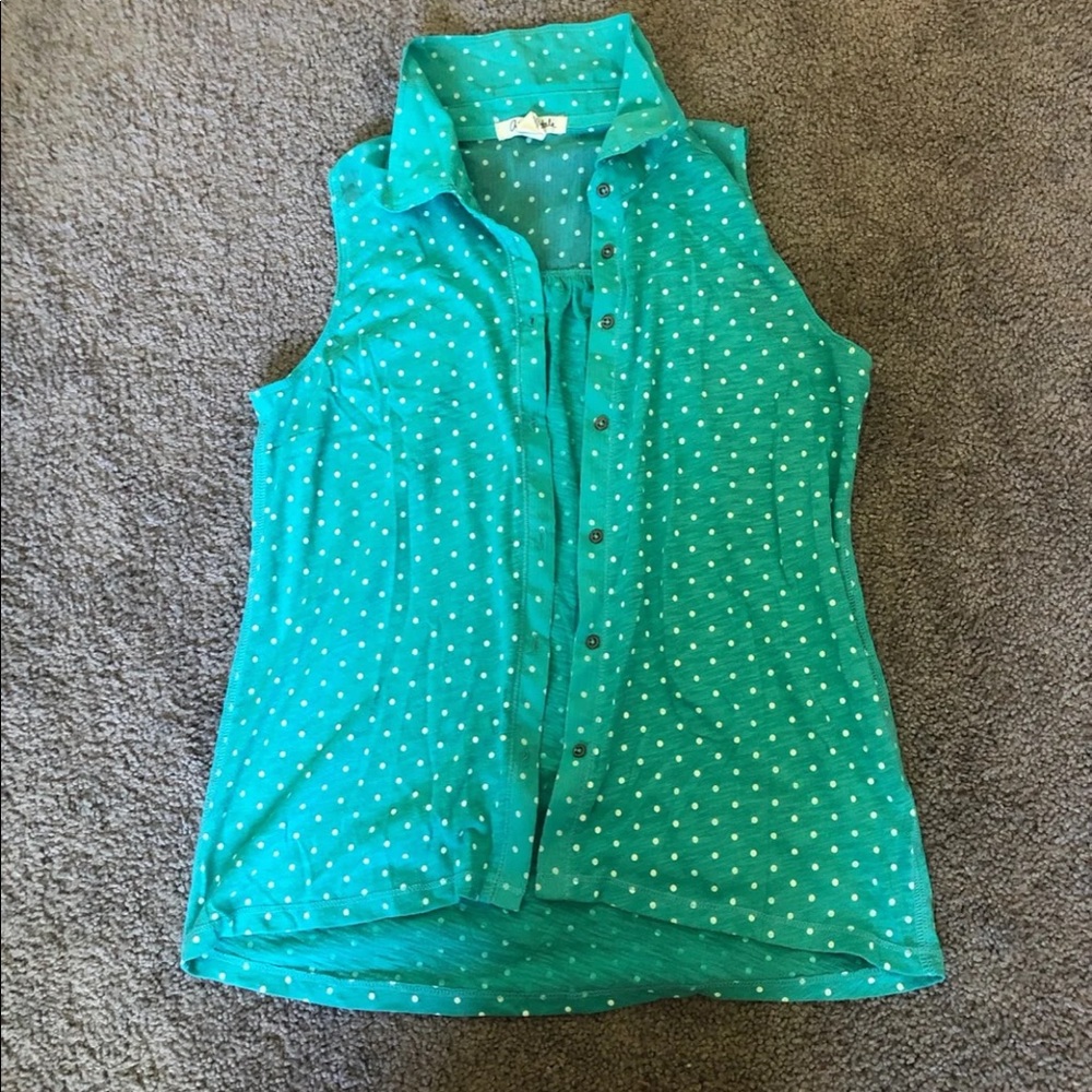 Aeropostale light blue polka dot button down